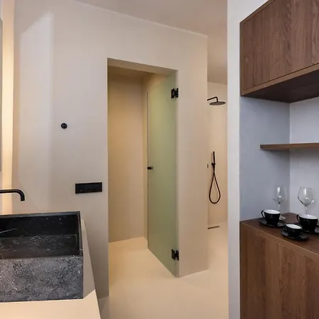 Отель Azanti - Adults Only Мегалохори